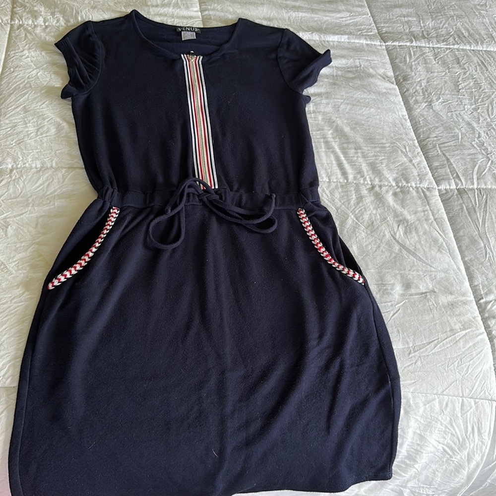 Venus size M good condition